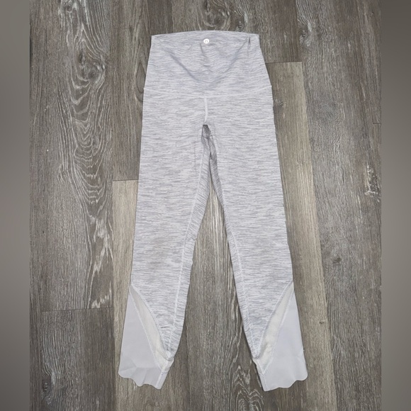 Lululemon Wunder Under Crop High-Rise *Roll Down Scallop Full-On Luxtreme 23" - Picture 6 of 13